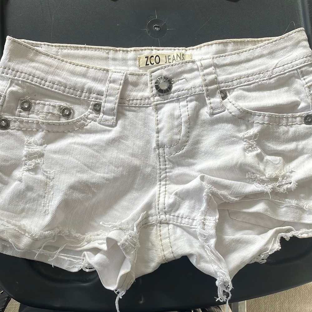 Zco white jean shorts